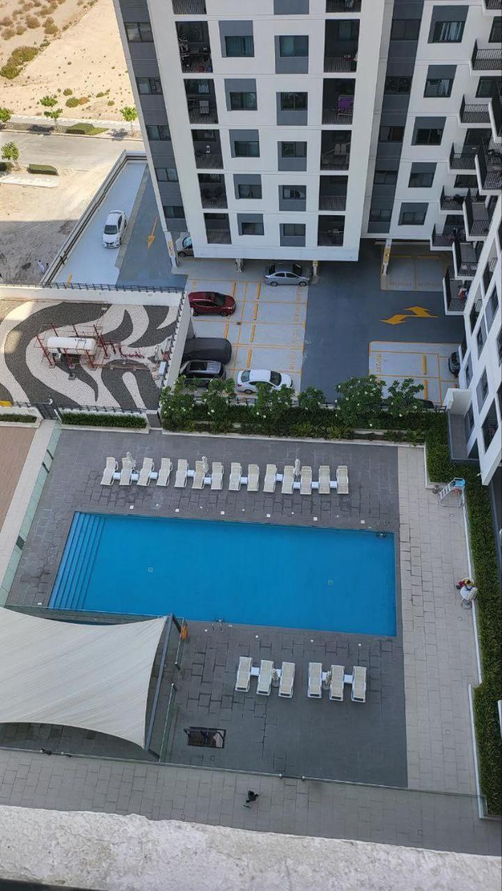 Modern 2br -5min To Metro & Festival Mall- 1211 * Dubai